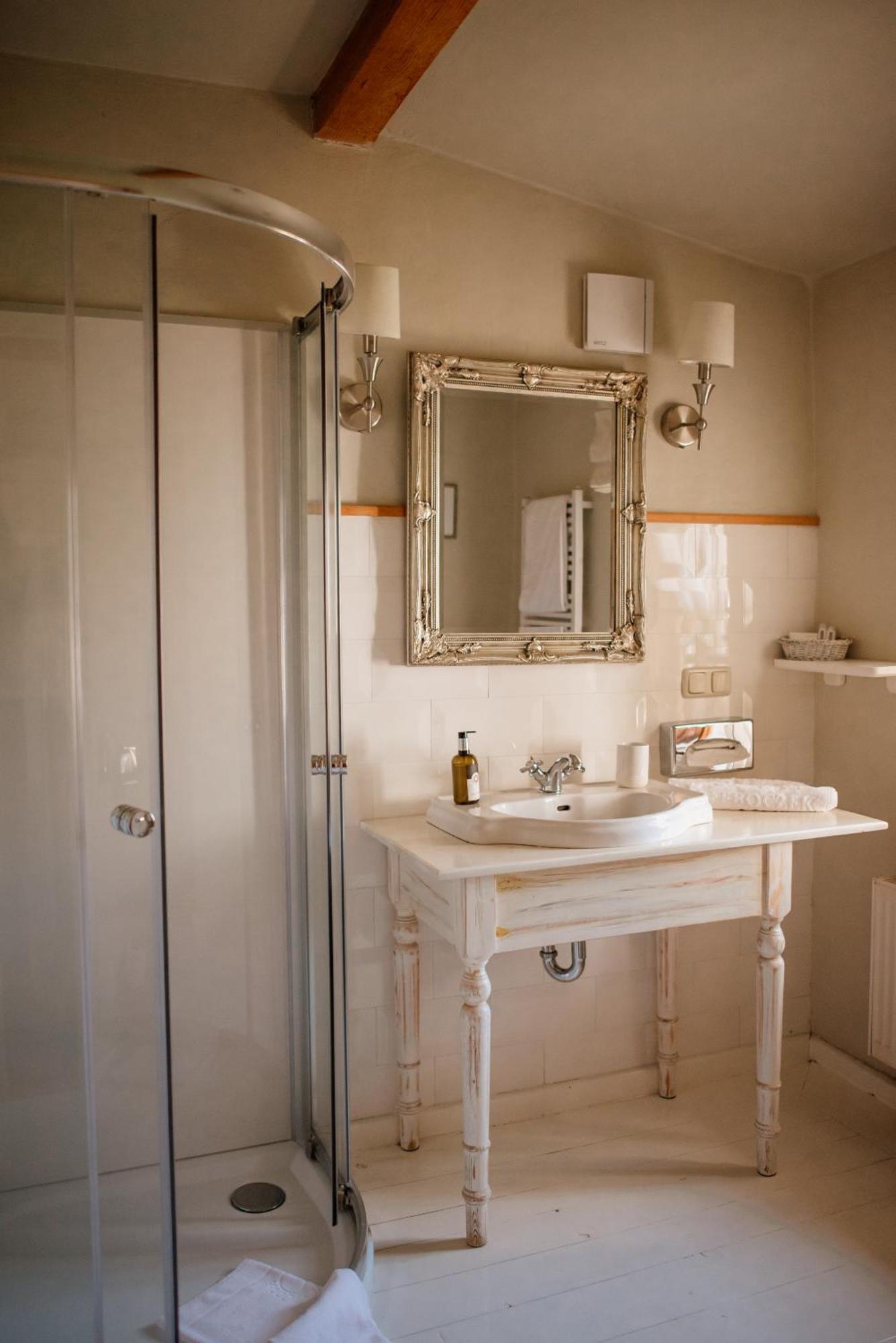 Osada Gleboczek. Vine Resort&Spa Wielki Głęboczek Extérieur photo